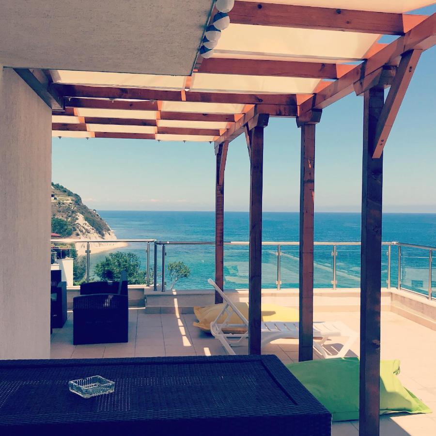 Penthouse At White Cliffs Apartment Byala  Exterior photo