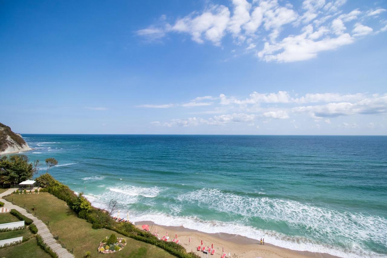 Penthouse At White Cliffs Apartment Byala  Exterior photo